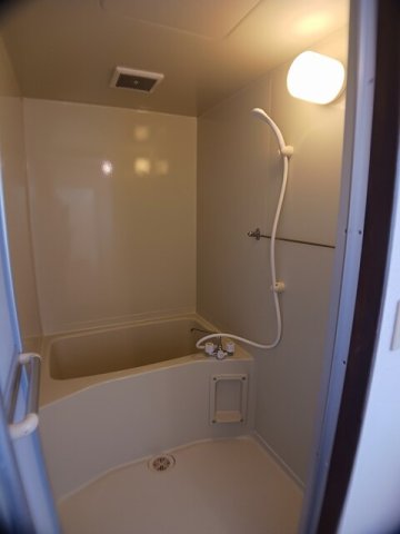 バス・シャワールーム　お風呂で日々の疲れを落としましょう