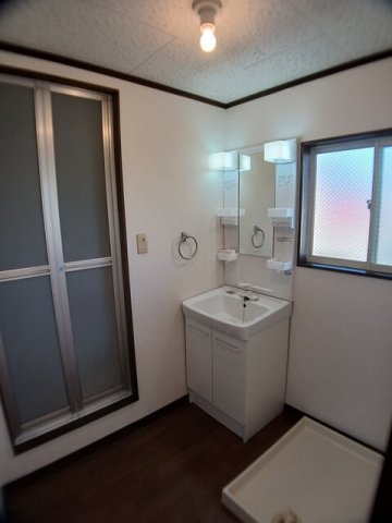 洗面設備　忙しい朝には欠かせない洗面所です