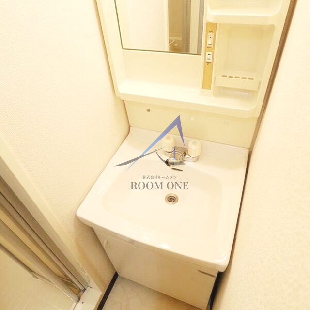 洗面設備　洗面台です。