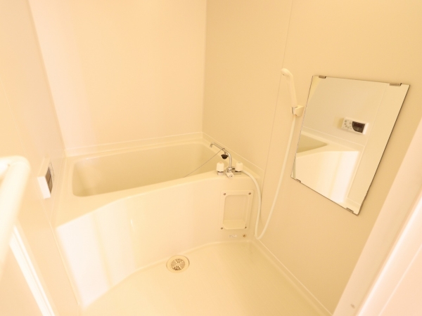 バス・シャワールーム　一日の疲れを癒してください