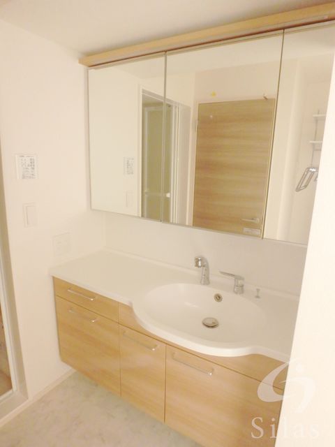 洗面設備　同仕様