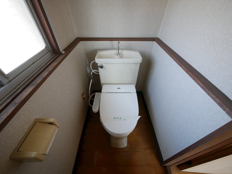 トイレ　ウォシュレット