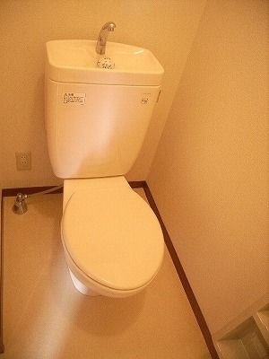 トイレ　別号室