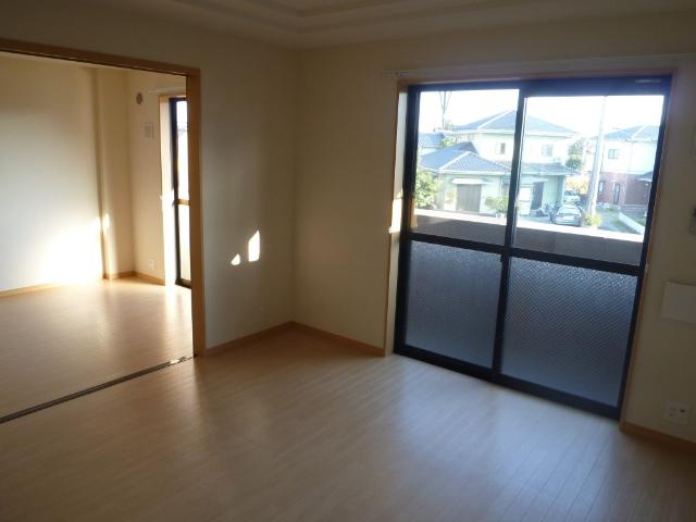 居室・リビング　リビング