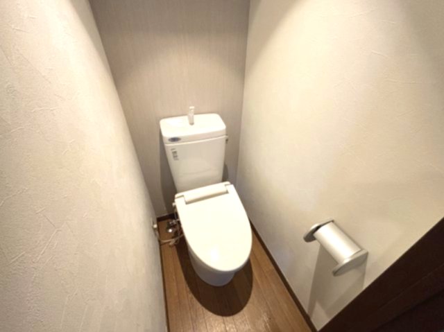 トイレ　トイレもきれいです