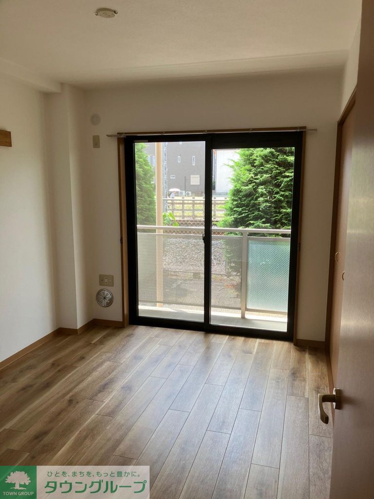 居室・リビング　別号室イメージ写真