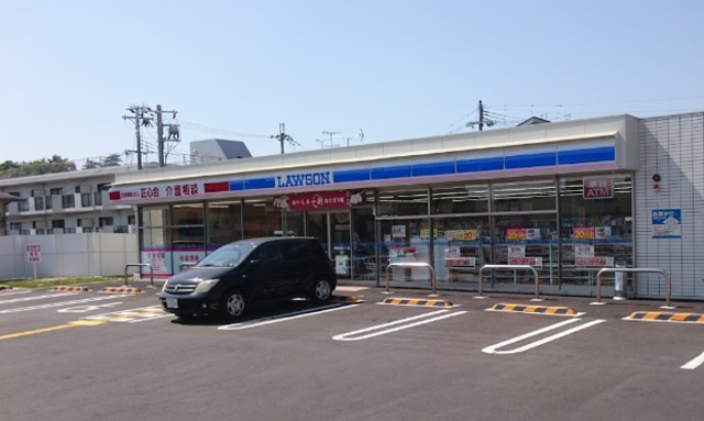 コンビニ　ローソン川西見野三丁目店（コンビニ）まで524m