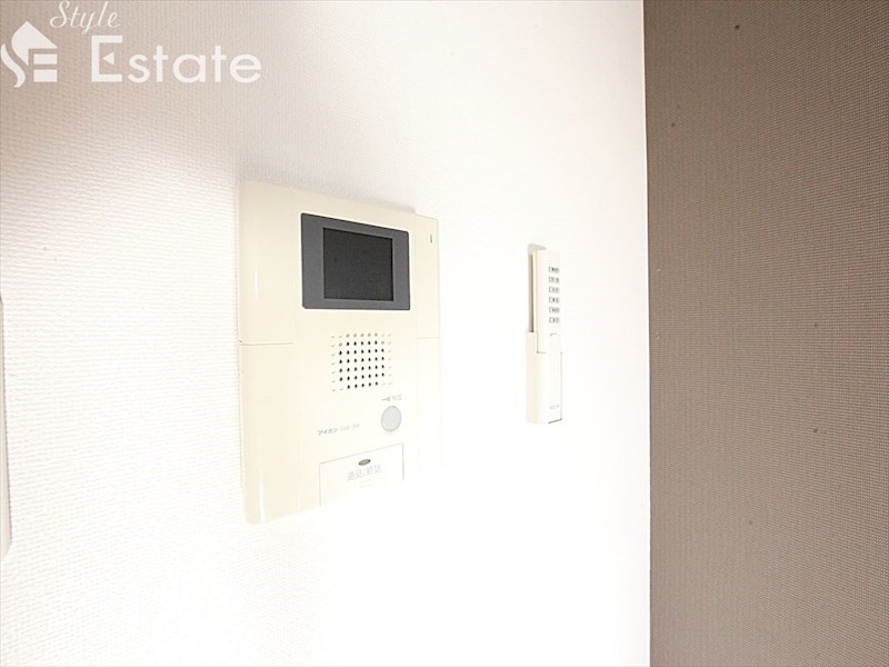 セキュリティ　モニター付きインターホン