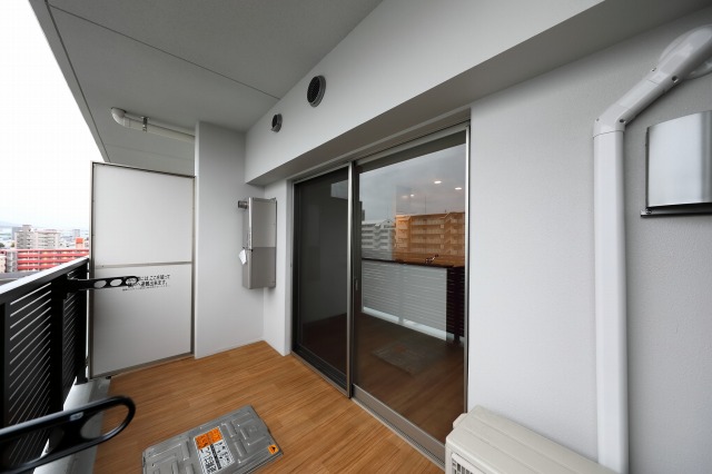 バルコニー　バルコニー