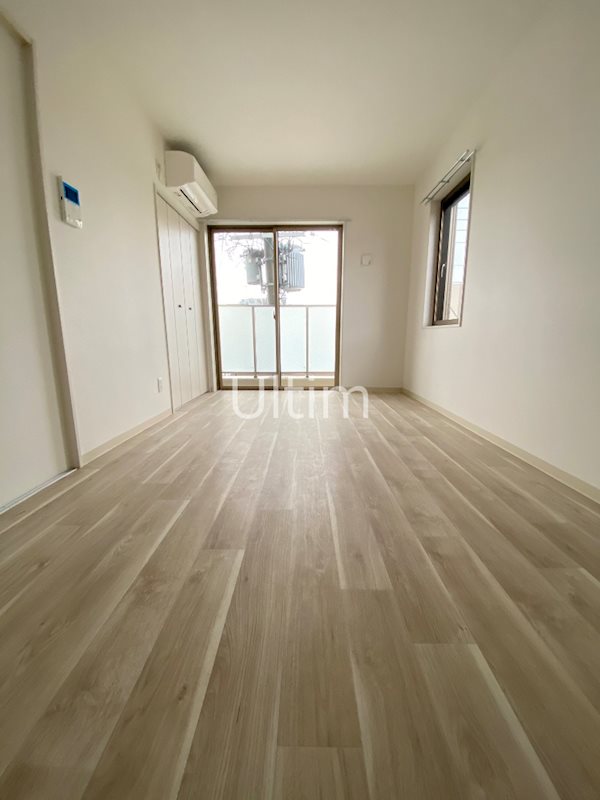 居室・リビング　※同タイプの他のお部屋です