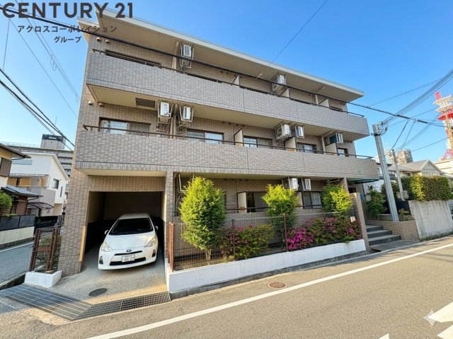 建物外観　オートロックで外部の人間が簡単に出入りできないため安心です。