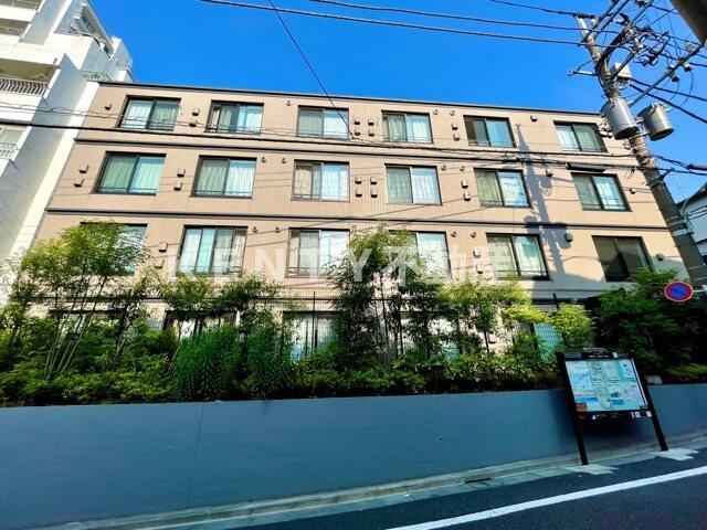 建物外観　外観は落ち着いています