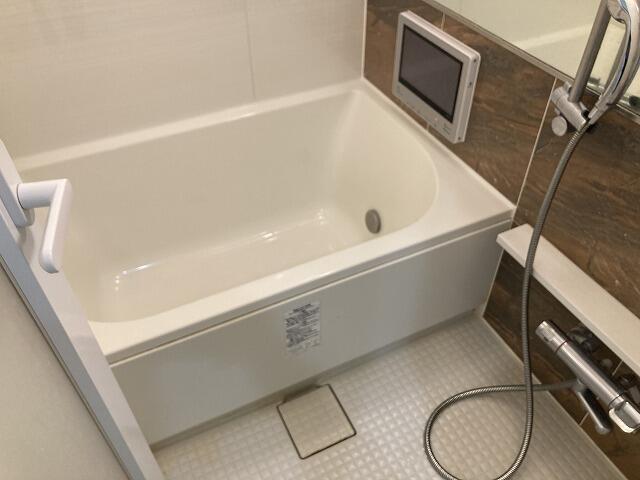 バス・シャワールーム　?