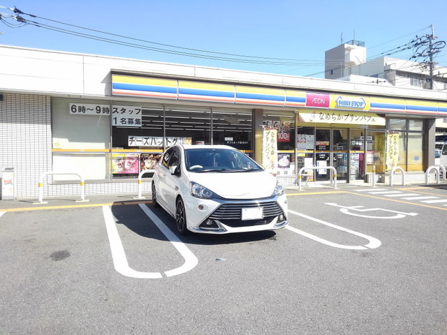 コンビニ　ミニストップ博多板付4丁目店（コンビニ）まで120m