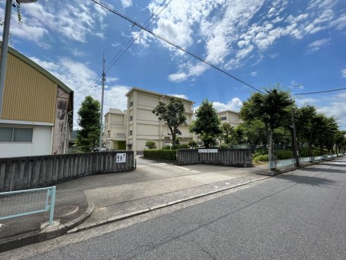 小学校　石尾台小学校（小学校）まで1174m