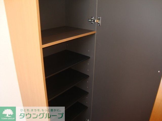 玄関　※１Kタイプの設備参考写真です　現況優先