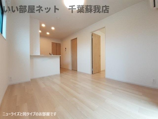 居室・リビング　ゆったり過ごせる居間です