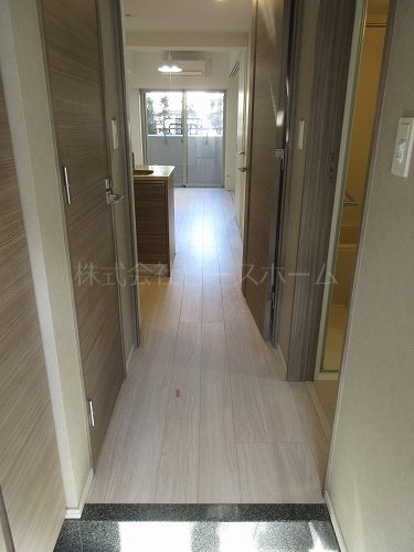 玄関　※別号室参考写真