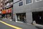 郵便局　新宿明治通郵便局（郵便局）まで245m