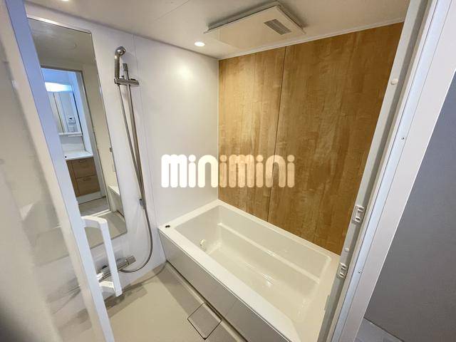 バス・シャワールーム　※同タイプのお部屋の写真です