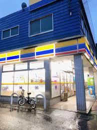 コンビニ　ミニストップ西宮中前田町店（コンビニ）まで110m