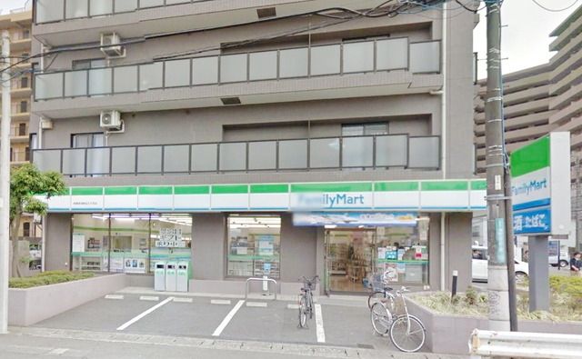 コンビニ　ファミリーマート町田能ケ谷町店（コンビニ）まで396m