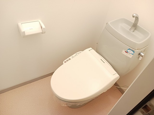 トイレ　ウォシュレット