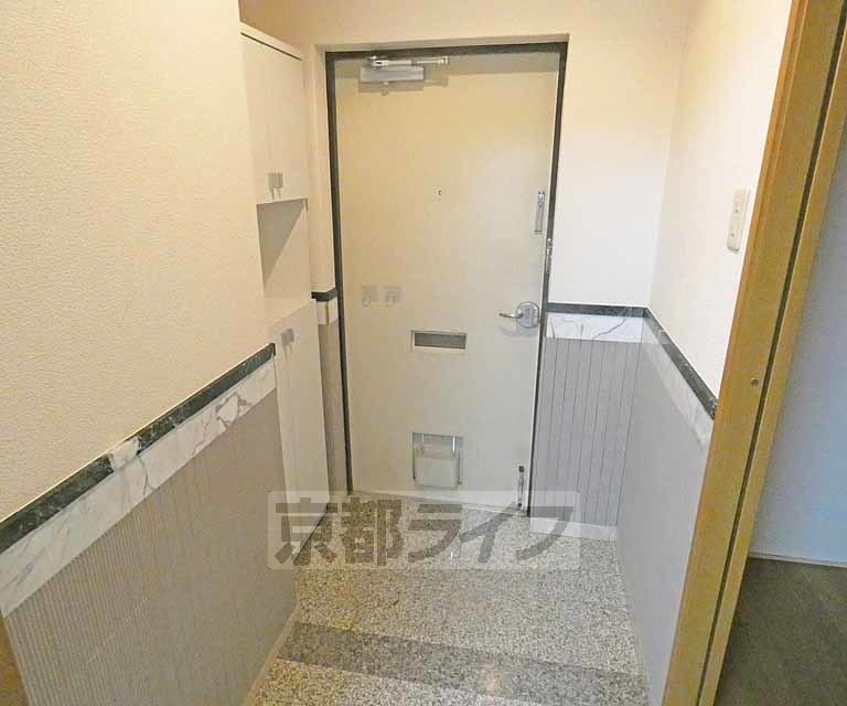 玄関　玄関です。