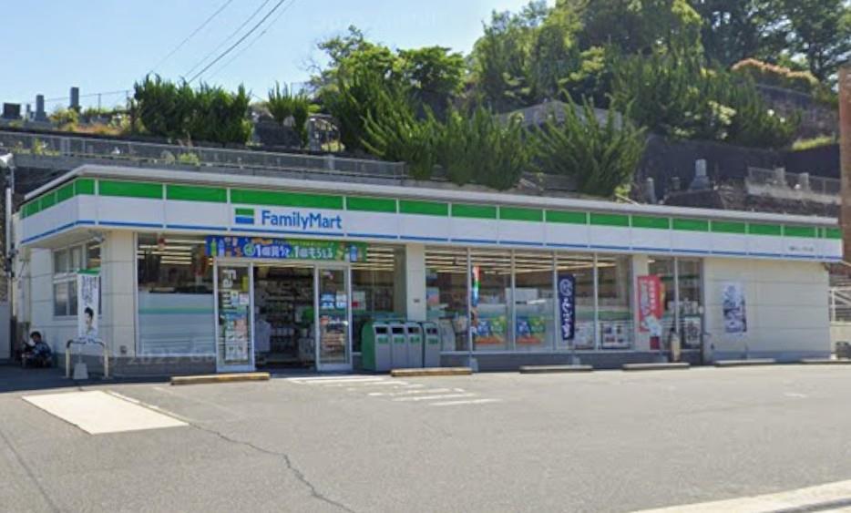 コンビニ　ファミリーマート矢野ニュータウン店（コンビニ）まで512m