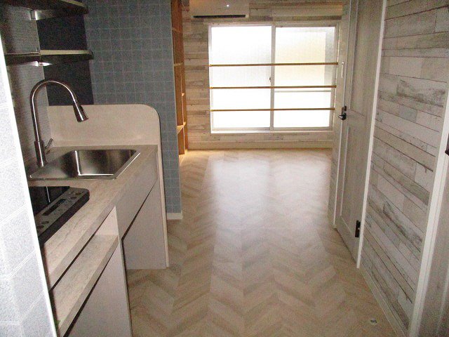 居室・リビング　写真は同マンションの別のお部屋のものです