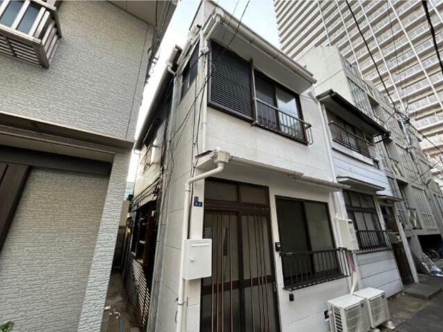 建物外観　☆2階建ての長屋住戸です☆