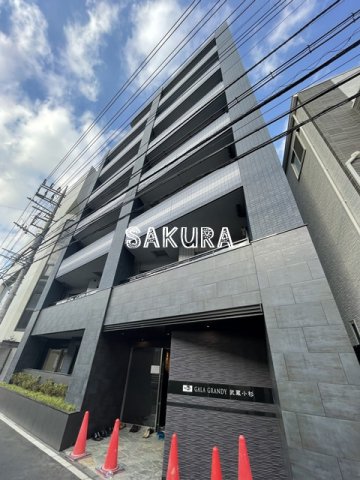 建物外観　人気の高級分譲賃貸マンション♪