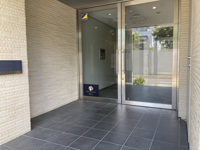 エントランス　グラマシー横濱関内