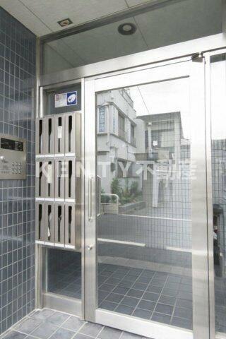 エントランス　清潔なエントランスです