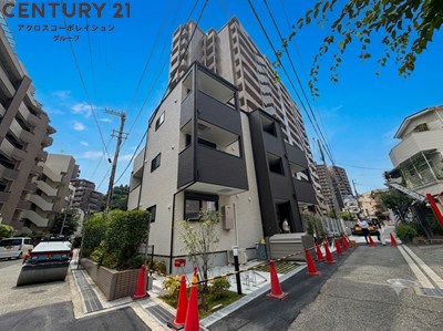 建物外観　近隣にコインパーキング有
