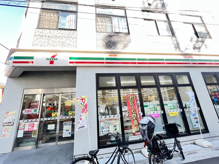 コンビニ　セブンイレブン（コンビニ）まで130m