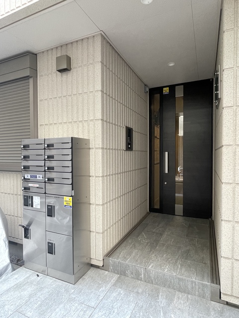 エントランス　★オートロック共用玄関★