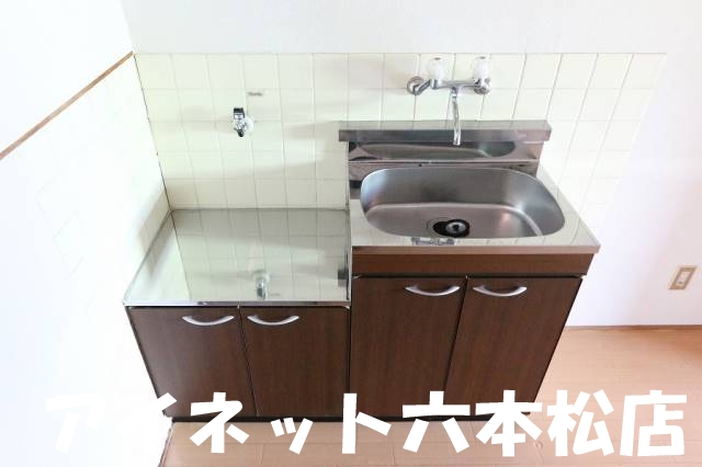 その他　綺麗なキッチンですね。