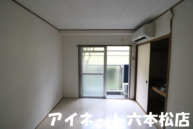 居室・リビング　広々としていいですね。