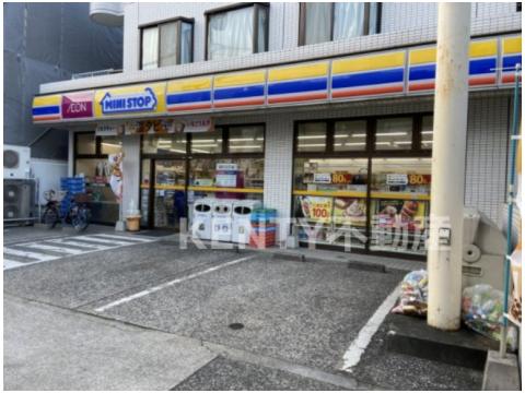 コンビニ　ミニストップ 大田中央店（コンビニ）まで141m