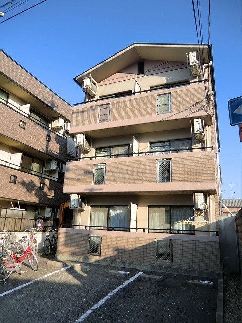 建物外観　丹波橋の１ＤＫ★