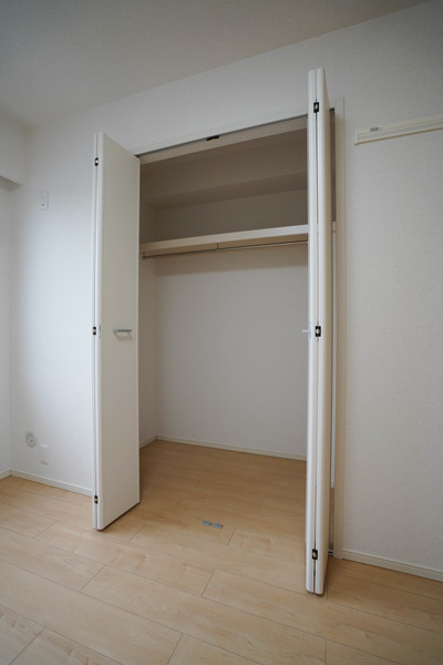 収納　同じ建物の別のお部屋