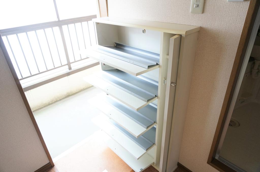 ルミエールアネックスの玄関写真