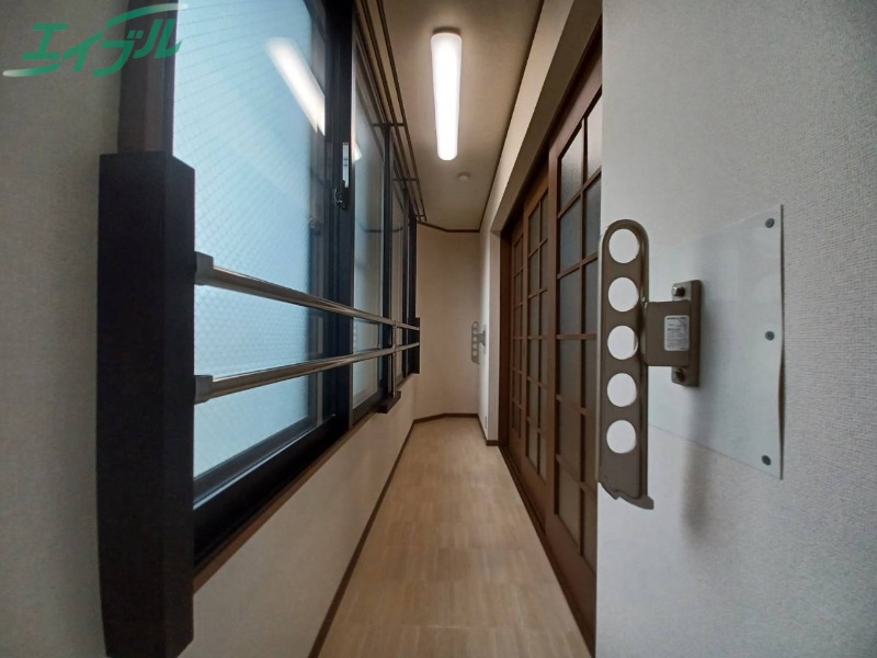 バルコニー　同物件別部屋のお写真です。