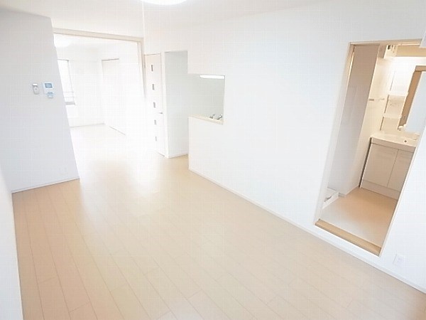 居室・リビング　別部屋参考写真