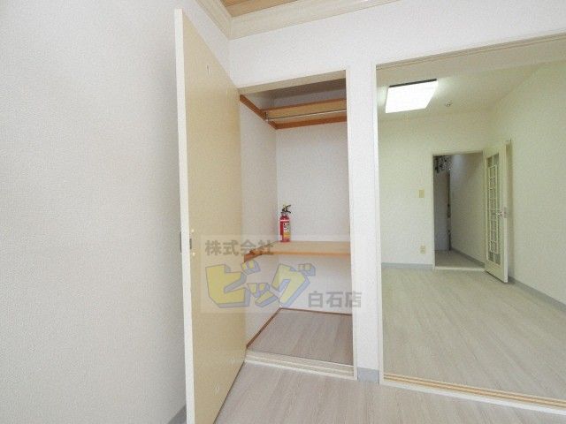 収納　クローゼット完備しています♪