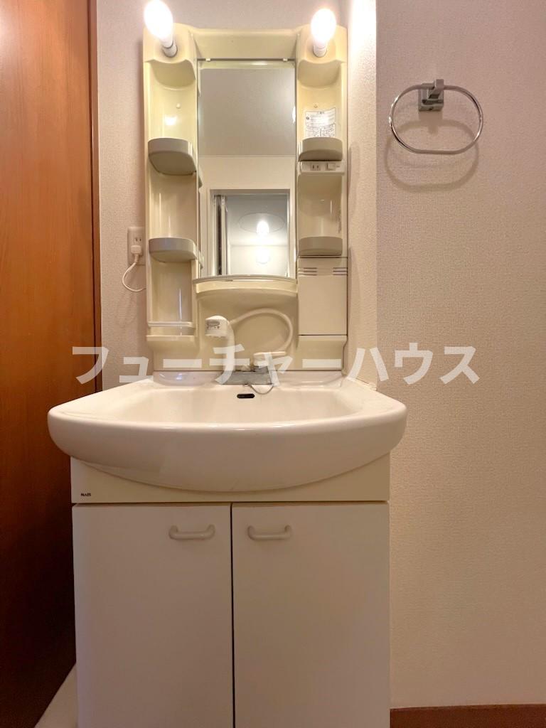 洗面設備　※B101号室の画像です