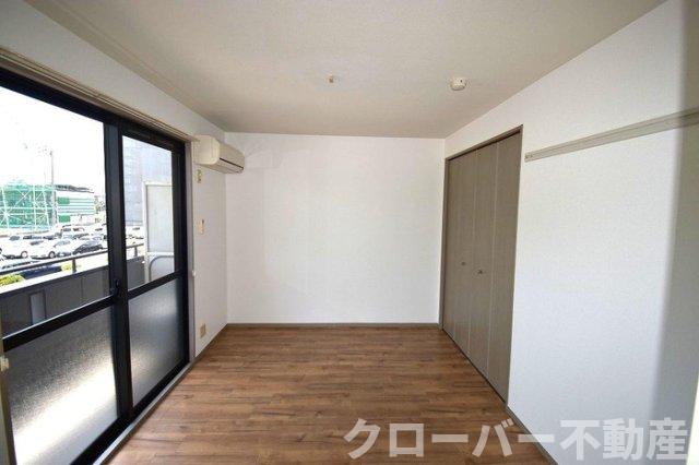 ＪＲ予讃線 宇多津駅 徒歩4分 3階建 築30年の居間写真