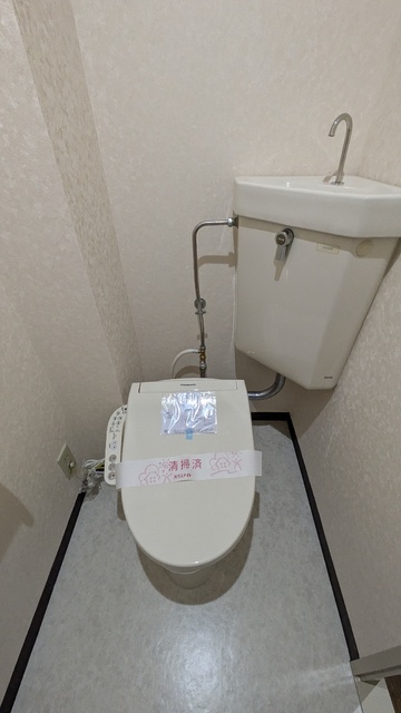 トイレ　洗浄便座の独立トイレ☆