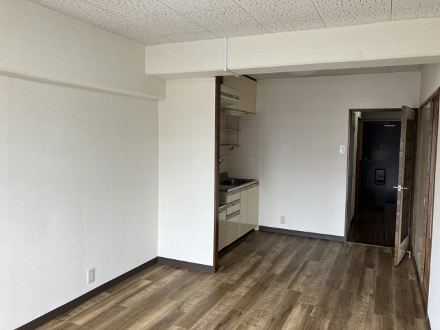エバーシャインの居間写真